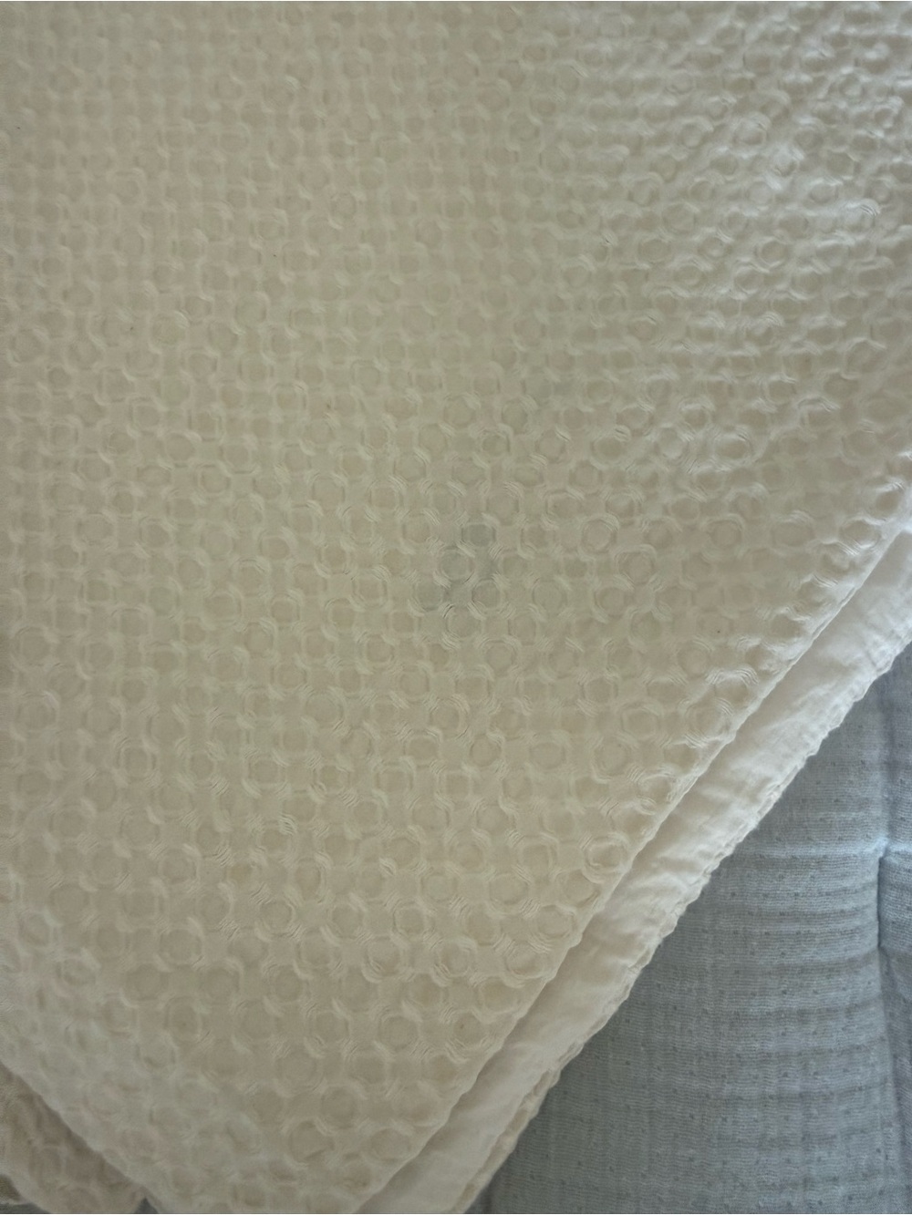 Quince Organic Luxe Honeycomb Duvet Cover Set - Picture 6 of 9